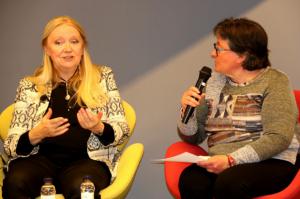 Claudia Salamonesco relata su nuevo libro presentado en la Biblioteca Francesc Pujols (Martorell)