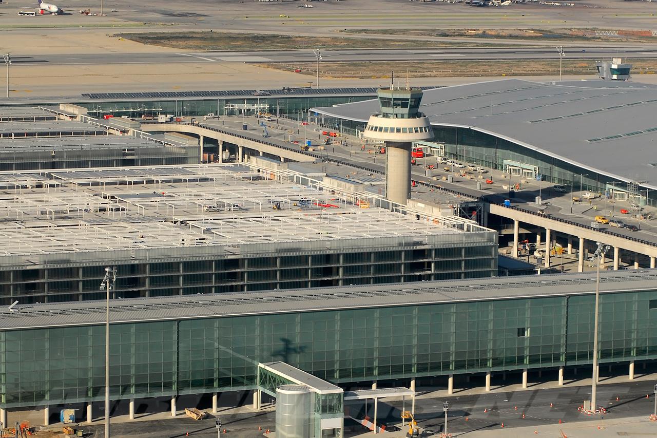 La huelga indefinida de los vigilantes en el aeropuerto irá a juicio el 18 de septiembre