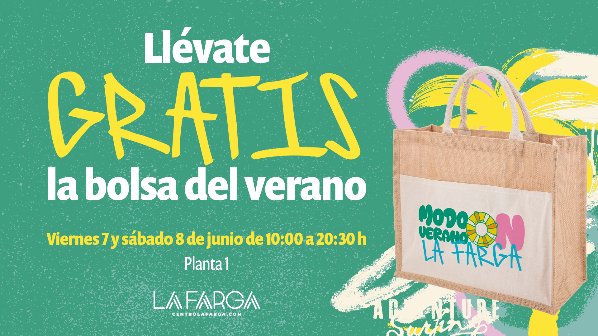 La Farga regala 400 bolsas de playa a los clientes para dar la bienvenida al verano