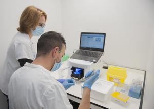 El Hospital de Bellvitge y el ICO ponen en marcha un laboratorio de análisis de moléculas