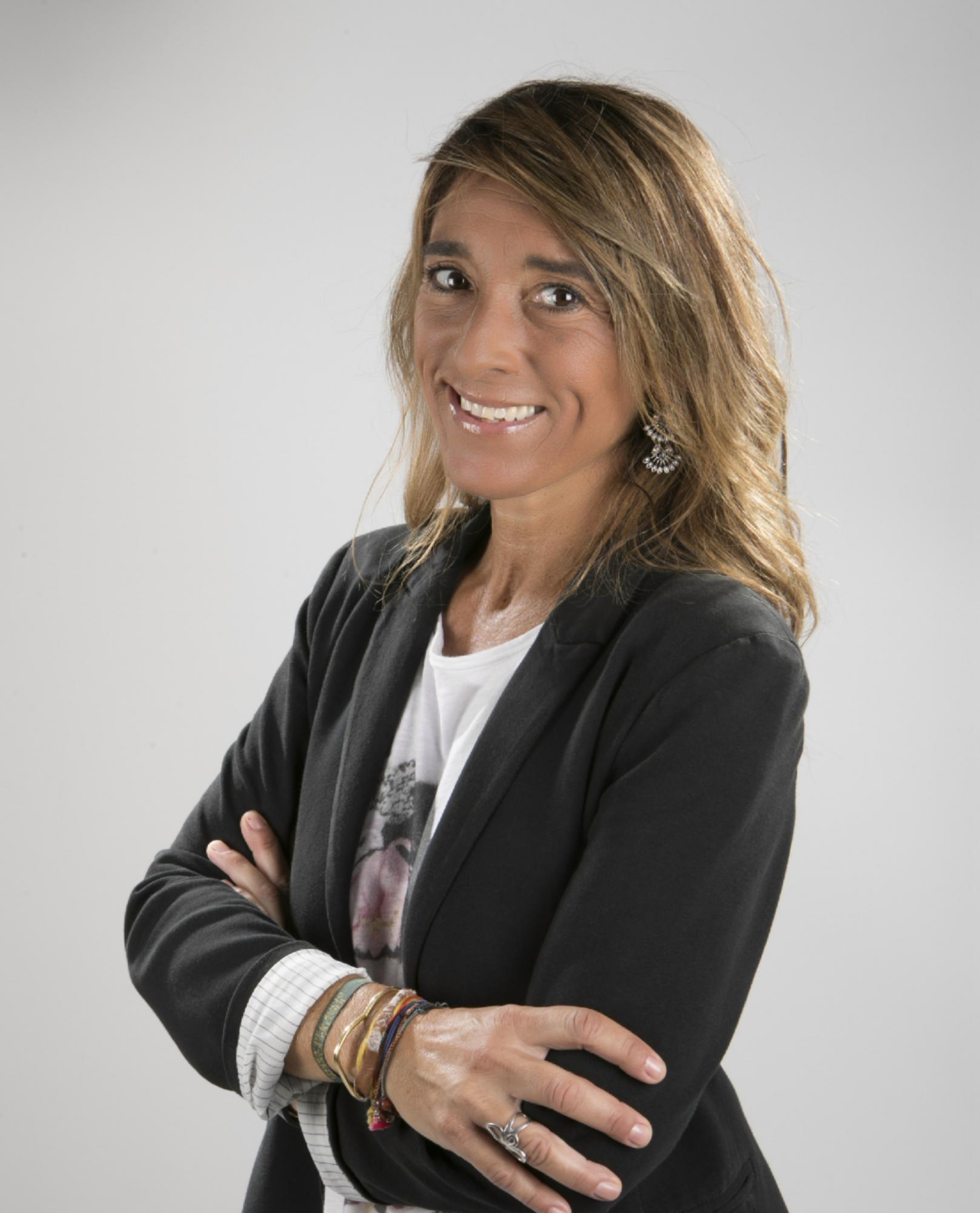 Hablamos con Mónica Parés, del PP: "Necesitamos una voz del Baix en Madrid y me ofrezco a serlo"
