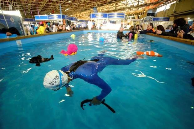 La piscina climatizada permitirá realizar bautizos de buceo.