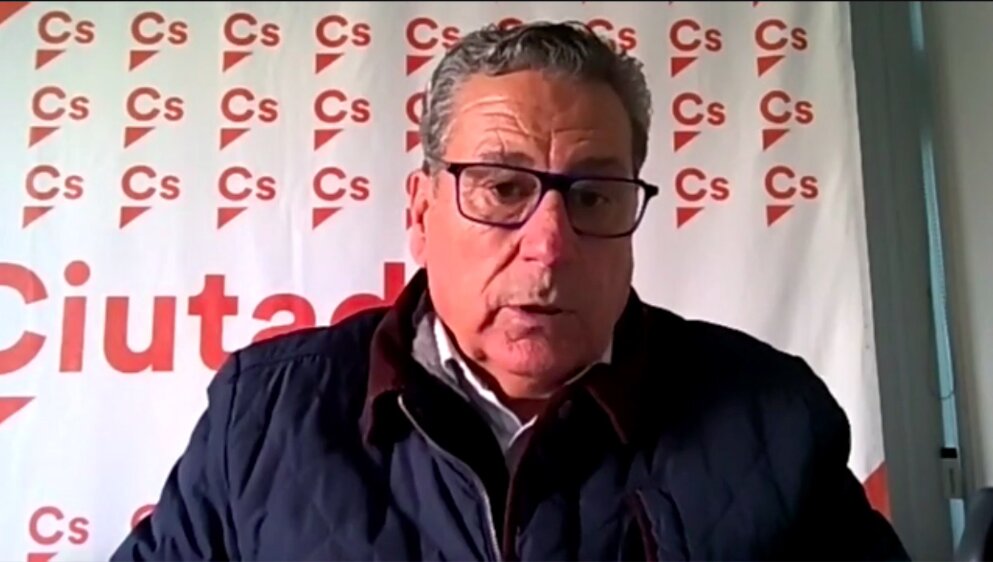 Cs L'Hospitalet transmite al Pleno las demandas de descanso de 200 vecinos de alrededor de los jardines Francesc Pedra y Lola Peñalver