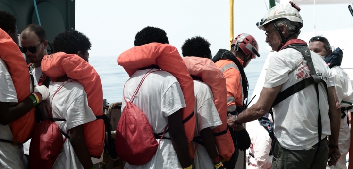Gavà se ofrece para acoger inmigrantes del barco Aquarius