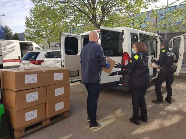 El personal dels serveis essencials de L'Hospitalet, més protegit contra el coronavirus