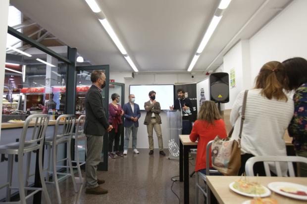 El Ayuntamiento de Molins de Rei habilita un comedor en el Mercat Municipal 