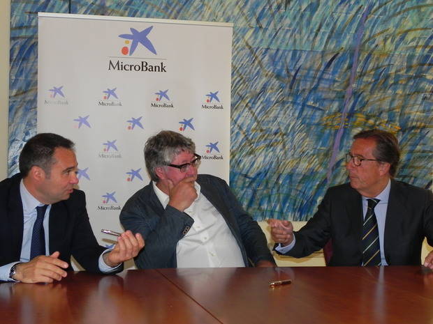Un acord entre ProCornellà i MicroBank obriran una línia de crèdit d’un milió d’euros per emprenedors
