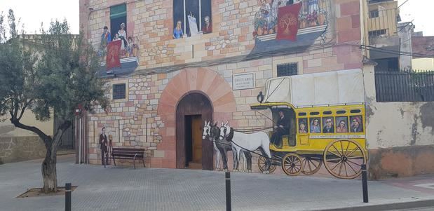 Mural de la calle Coscoll del municipio