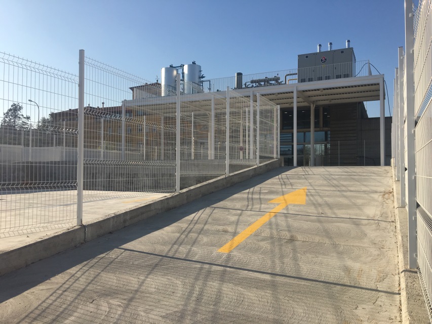 Nuevo acceso a urgencias.