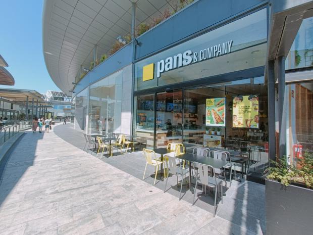 Pans & Company, marca líder en el mercado de los bocadillos, llega al centro comercial Splau con un establecimiento de 145 m2, que incluye 20 m2 de terraza.