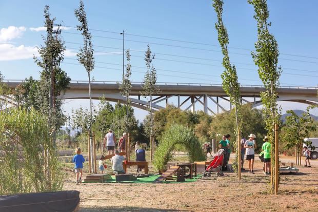 El alcalde Comino inaugura el nuevo espacio del Parque Fluvial en Sant Vicenç dels Horts