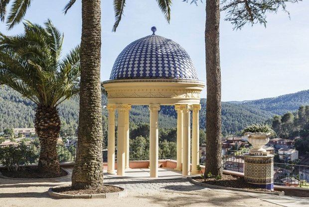 Corbera inicia las obras de restauración de los muros del Parque de les Palmeres