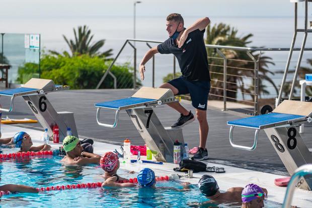 Pol Gil ficha como técnico por la Federación Catalana de Natación