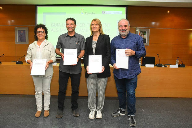 Presentan una Guía Local para afrontar el maltrato hacia las personas mayores