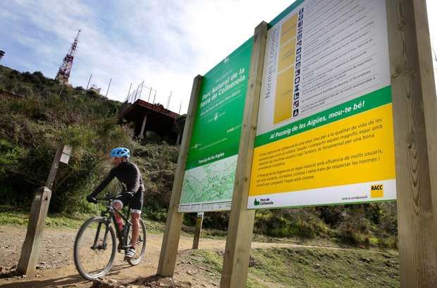 El éxito y la saturación del ‘Passeig de les Aigües’ amenaza la convivencia entre peatones y ciclistas