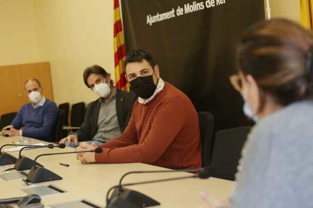 El consistorio de Molins de Rei destina 12.500€ para renovar los vestuarios de Gegants y de Pastorets