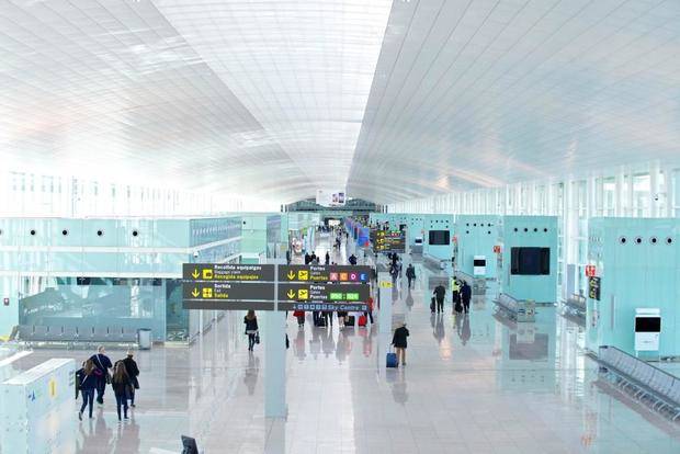 El Aeropuerto de Barcelona-El Prat cierra el mes de julio con más de 4,6 millones de pasajeros