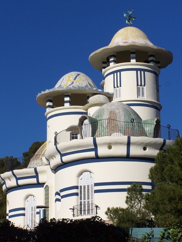 La Torre de la Creu de Sant Joan Despí, una de las obras emblemáticas de Jujol. 