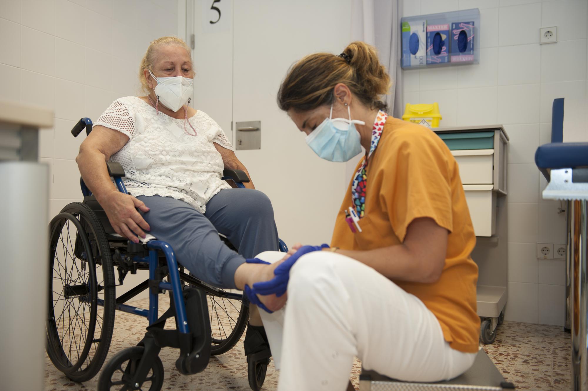 Un estudio del Hospital de Bellvitge demuestra que la atención multidisciplinaria aumenta la calidad de vida y la supervivencia de los pacientes de ELA