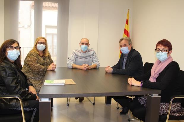 Castellví traslada a la Generalitat sus necesidades locales en salud y transporte