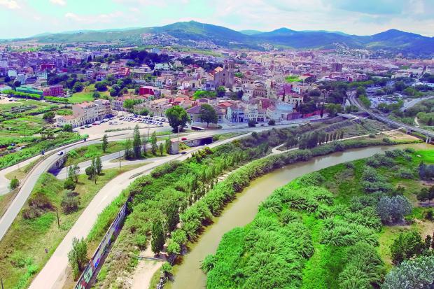 Vista aérea del municipio de Sant Boi, junto al cauce del rio Llobregat (FOTO: redacción)