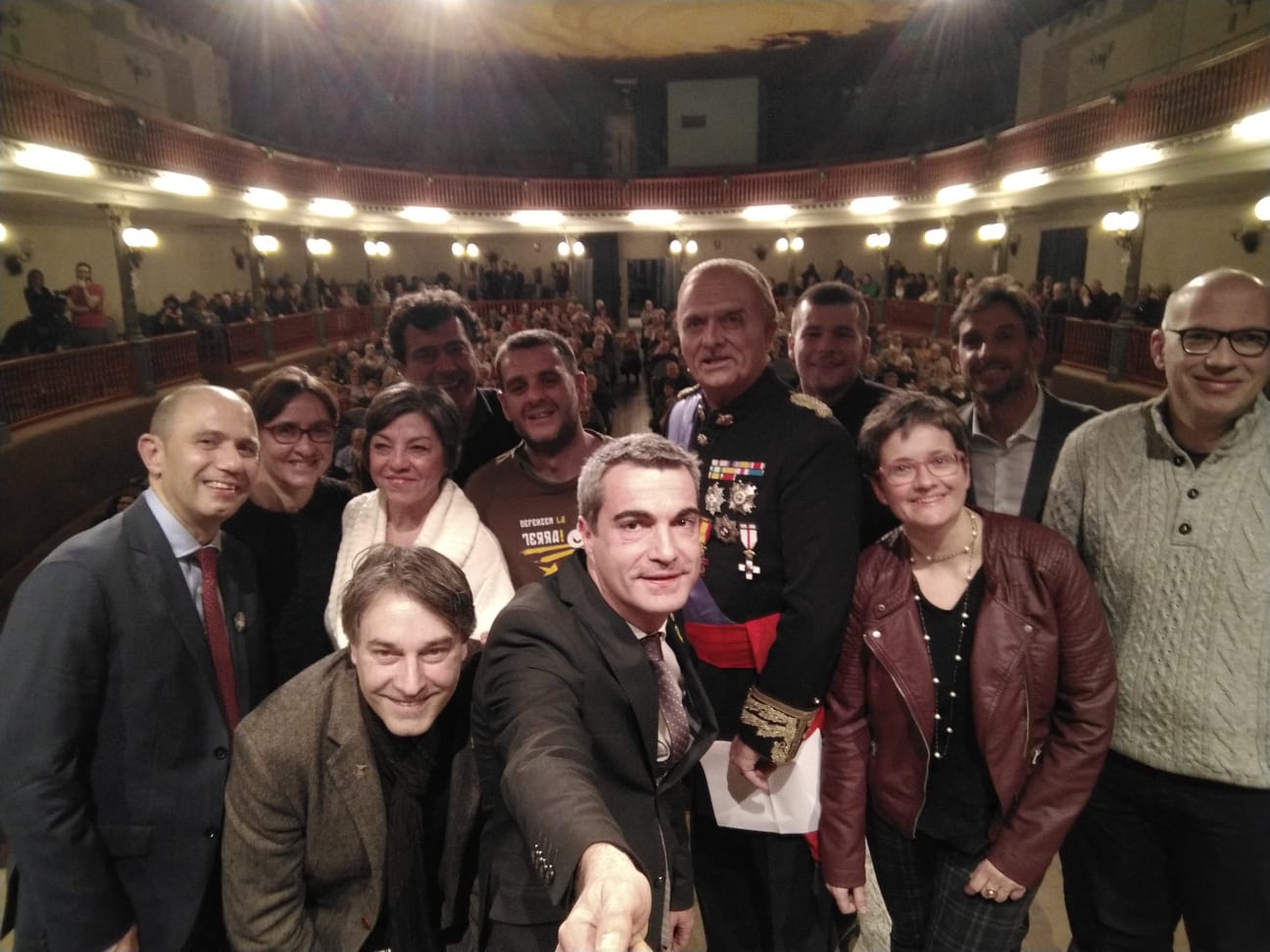 La Fira de la Candelera echa a andar con el humor irreverente de Toni Albà