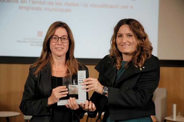 El Ayuntamiento de L’Hospitalet recibe el Premio Alfons Ortuño en la categoría de desarrollo de equipos y personas