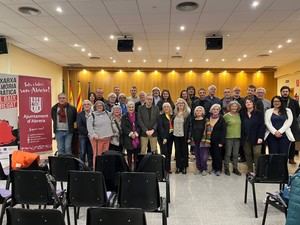 Abrera se convierte en el epicentro de la memoria democrática con un plenari y visita a la fossa comuna del Cementiri Vell