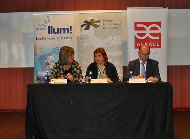 L’Hospitalet reprocha al Govern que se pierdan subvenciones para crear empleos