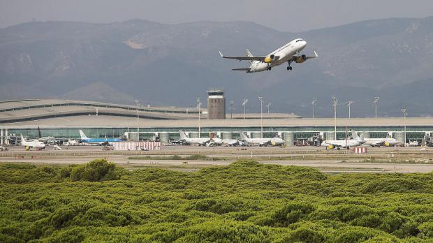 El aeropuerto de El Prat despega hacia los números previos a la pandemia