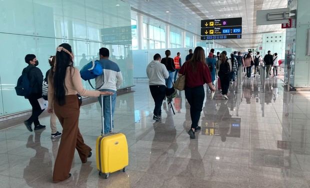 El Aeropuerto de Barcelona-El Prat recupera el 80% de la actividad pre-pandemia