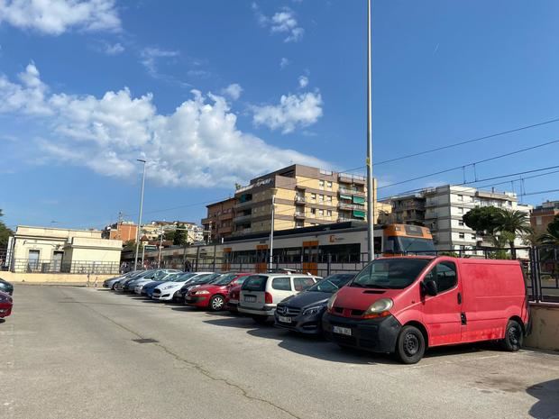 Adif continua los trabajos de la estación de tren con algunas afectaciones en la zona de aparcamiento de la estación