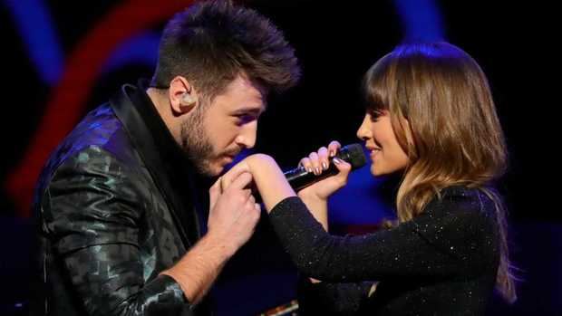 Actuación de Aitana y Antonio José durante los I Premios Odeón de este lunes