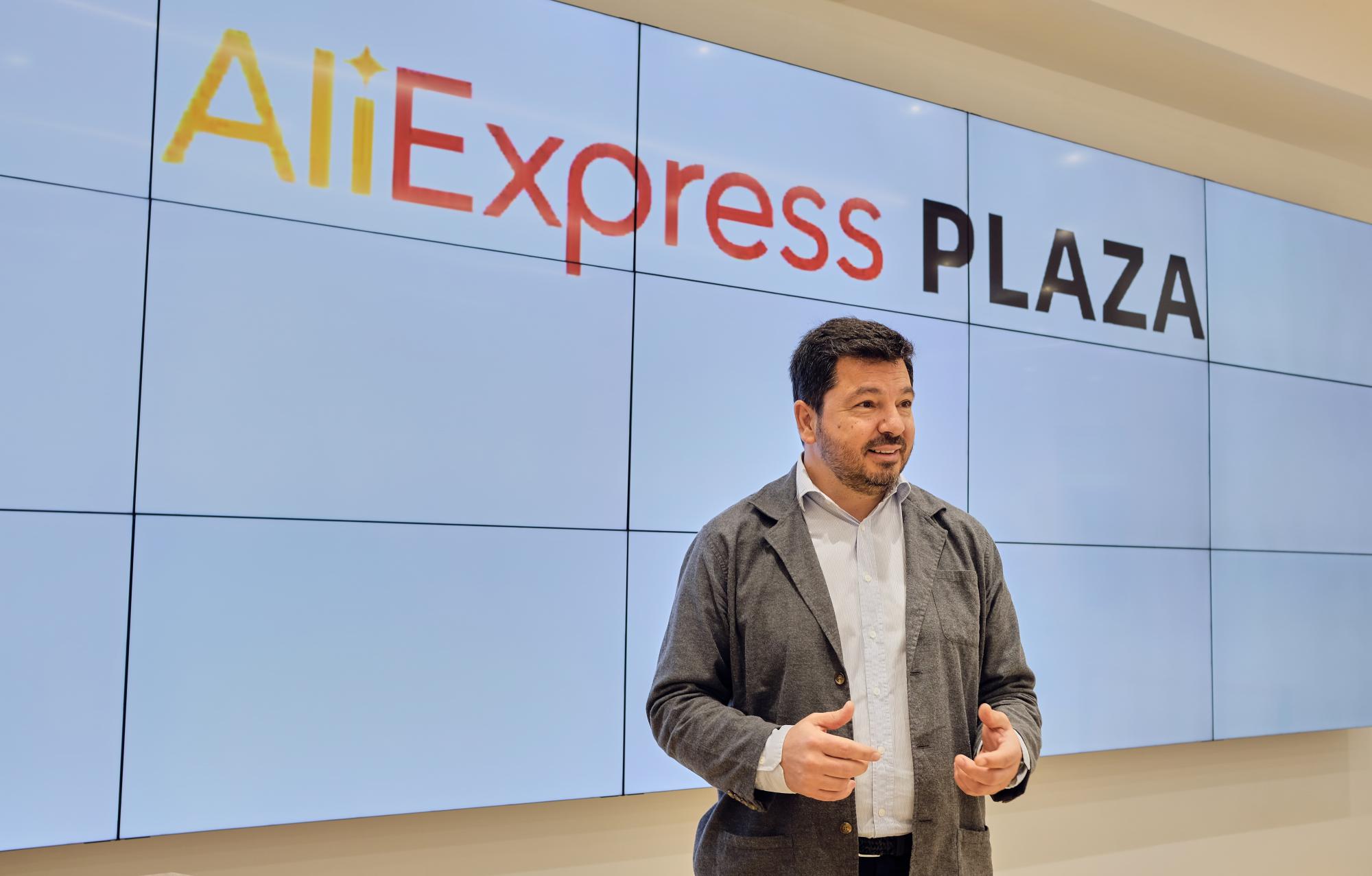 La fiebre por AliExpress contagia Esplugues