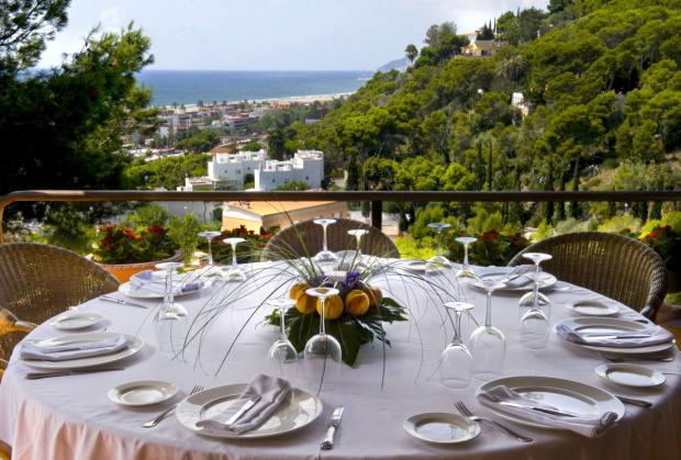 El “Arroz de Castelldefels”, alta cocina con historia en Torre Barona y vistas al Mediterráneo