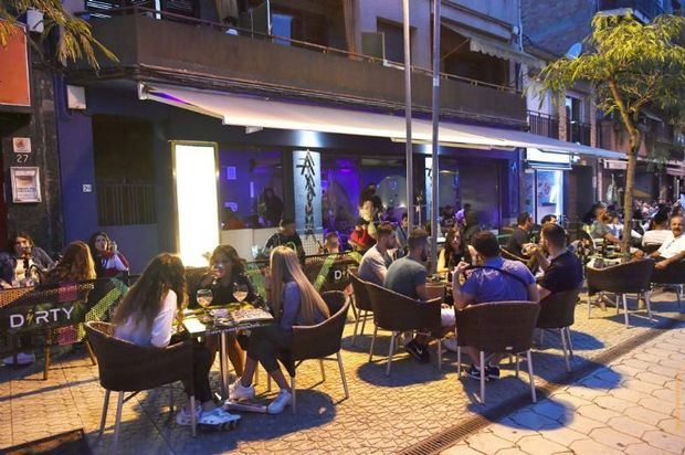 Castelldefels pospone la ampliación de las terrazas en locales de hostelería hasta el 31 de mayo