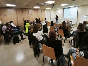 El programa "Teixim Educació" inicia un nuevo ciclo de talleres para familias