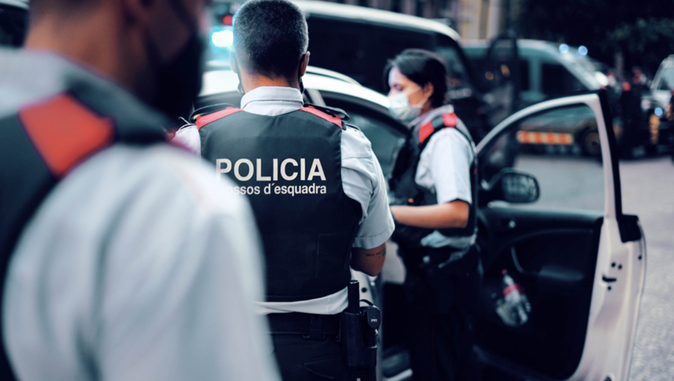 Detenida en Viladecans una mujer por matar a su pareja de una puñalada en el pecho