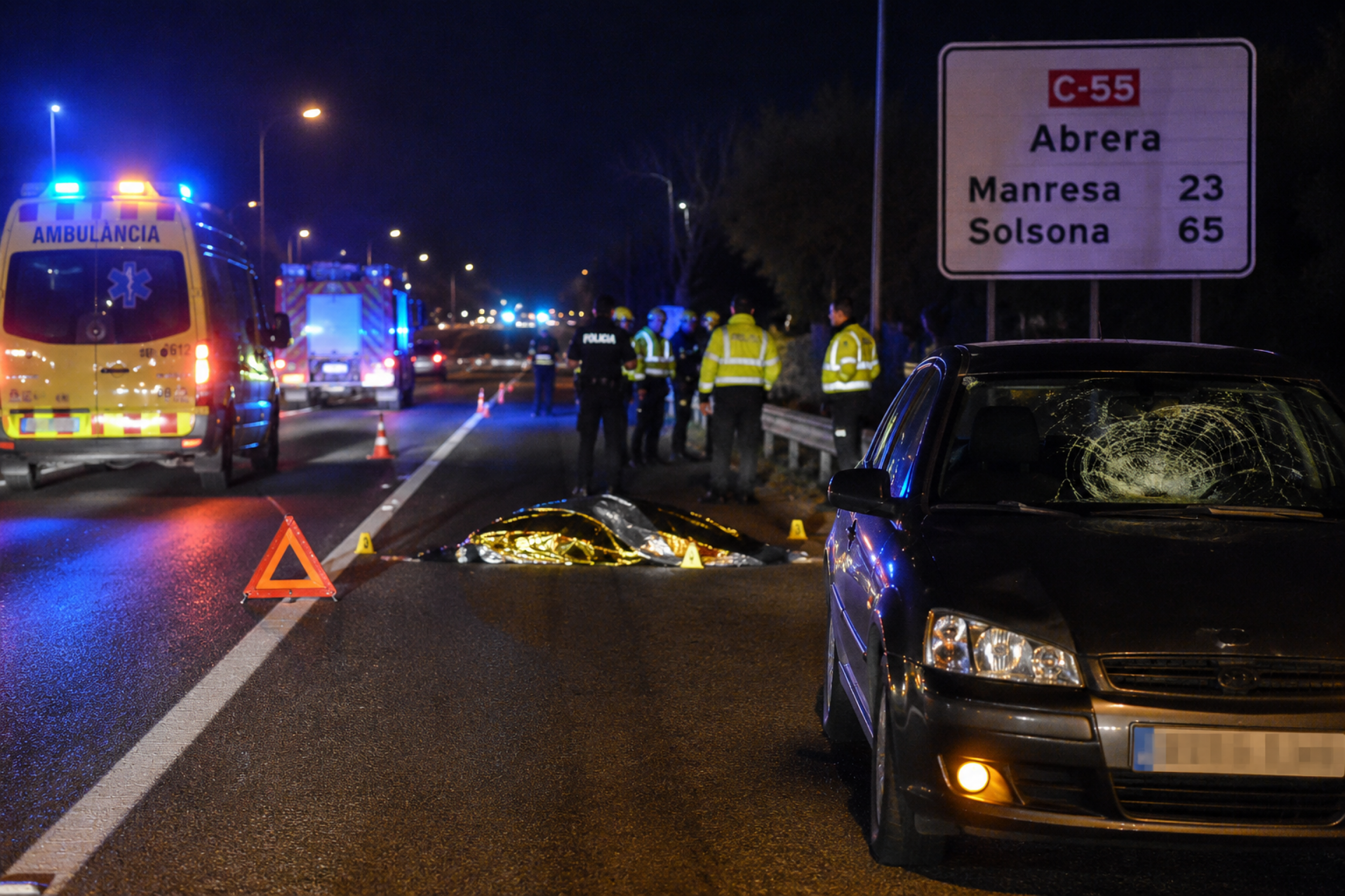 Muere atropellado un vecino de Abrera mientras caminaba de noche por el tramo interurbano de la C-55