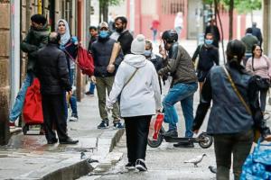 La inmigración impulsa la demografía del territorio a dos velocidades: L’Hospitalet versus el Baix