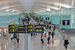 Noviembre de 2023: el mes que el aeropuerto de El Prat pulverizó todos sus récords