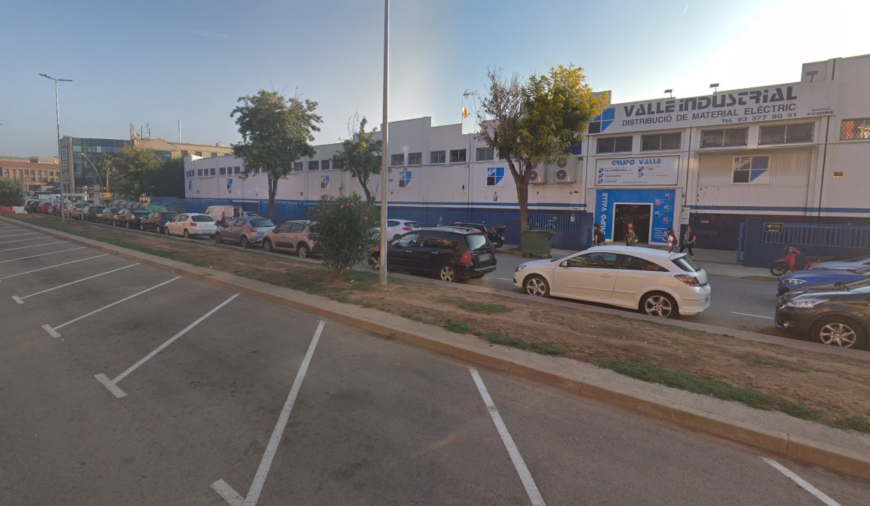 Cornellà busca que coches y bicicletas compartan calles de manera segura