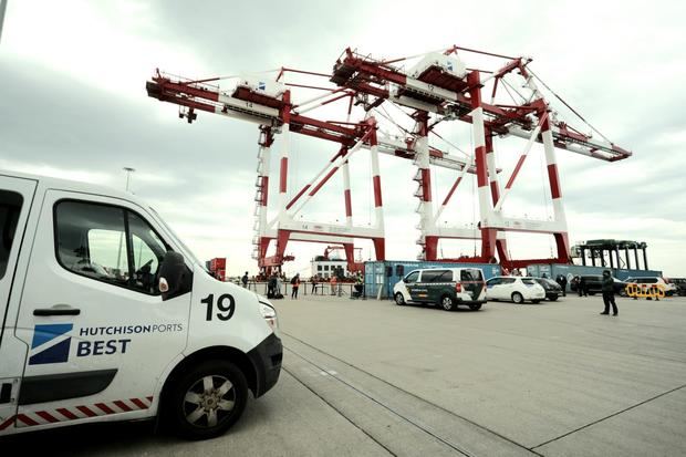 La terminal BEST del Port de Barcelona amplía su capacidad para operar con grandes buques