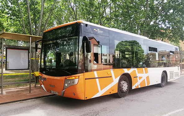 AMB ha empezado a formalizar el contrato de la ampliación de la línea de bus L76