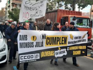 Los conductores de autobús de Sant Boi vuelven a tomar la calle