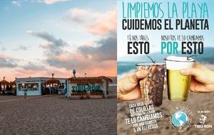 Un chiringuito de la playa cambia un vaso lleno de colillas por una bebida gratis