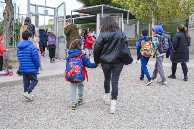 Más de 250 familias se benefician del servicio de canguro gratuito de Sant Joan Despí