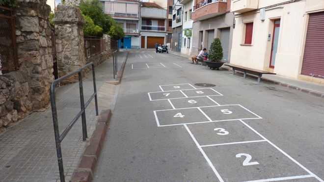 El carrer de l’Àngel de Gavà es tanca al tràfic de manera definitiva