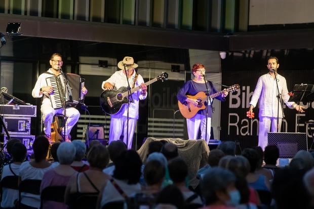 Castelldefels vive una nueva edición de la Fiesta Mayor de Verano