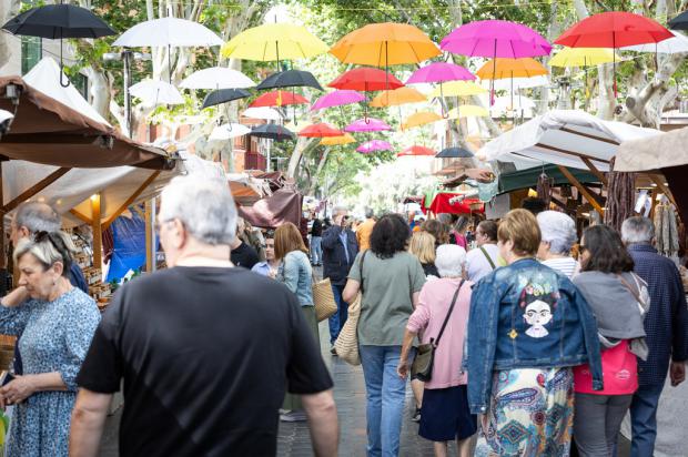 Castelldefels se transforma en un paraíso de sabores y cultura durante la Fira de Sant Ponç